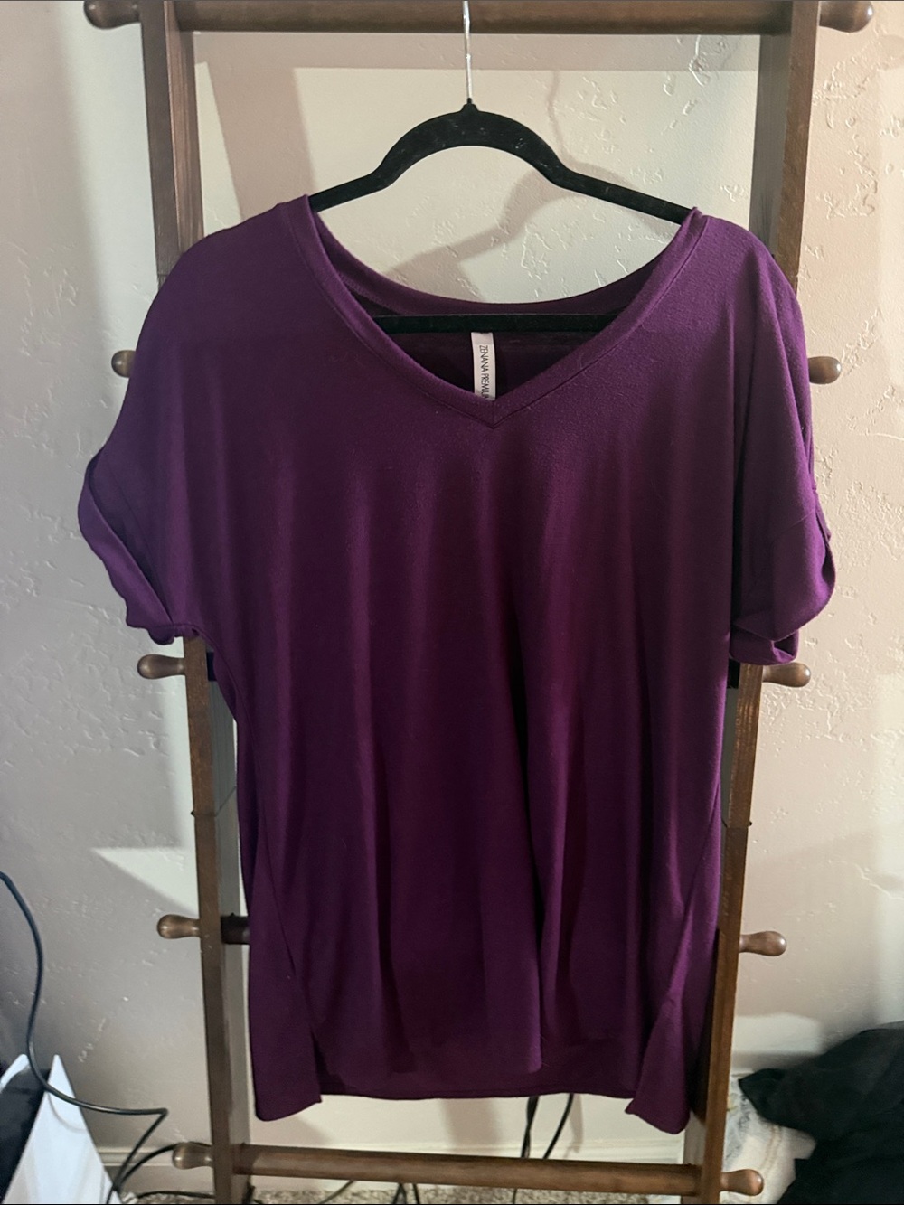 Women's V-Neck Short Sleeve Top - Purple
